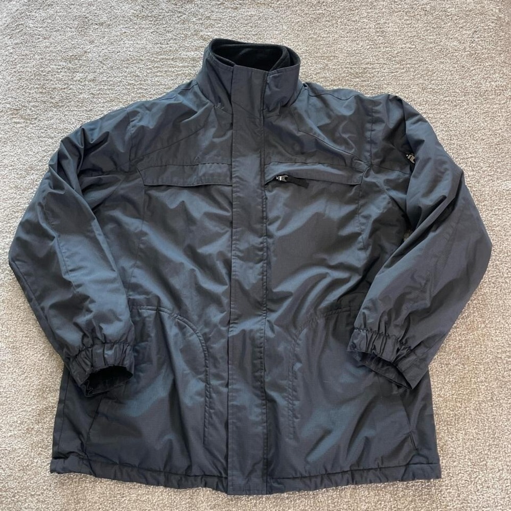 Calvin Klein Men's Dark Blue Water & Wind Resistant Jacket – Black Fleece Lined